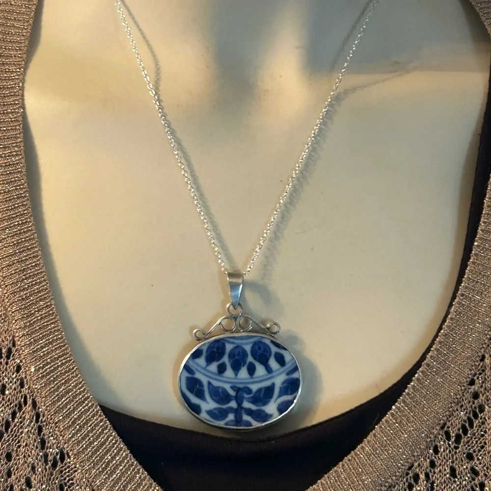 Vintage 925 Blue & White Porcelain Pendant Necklace